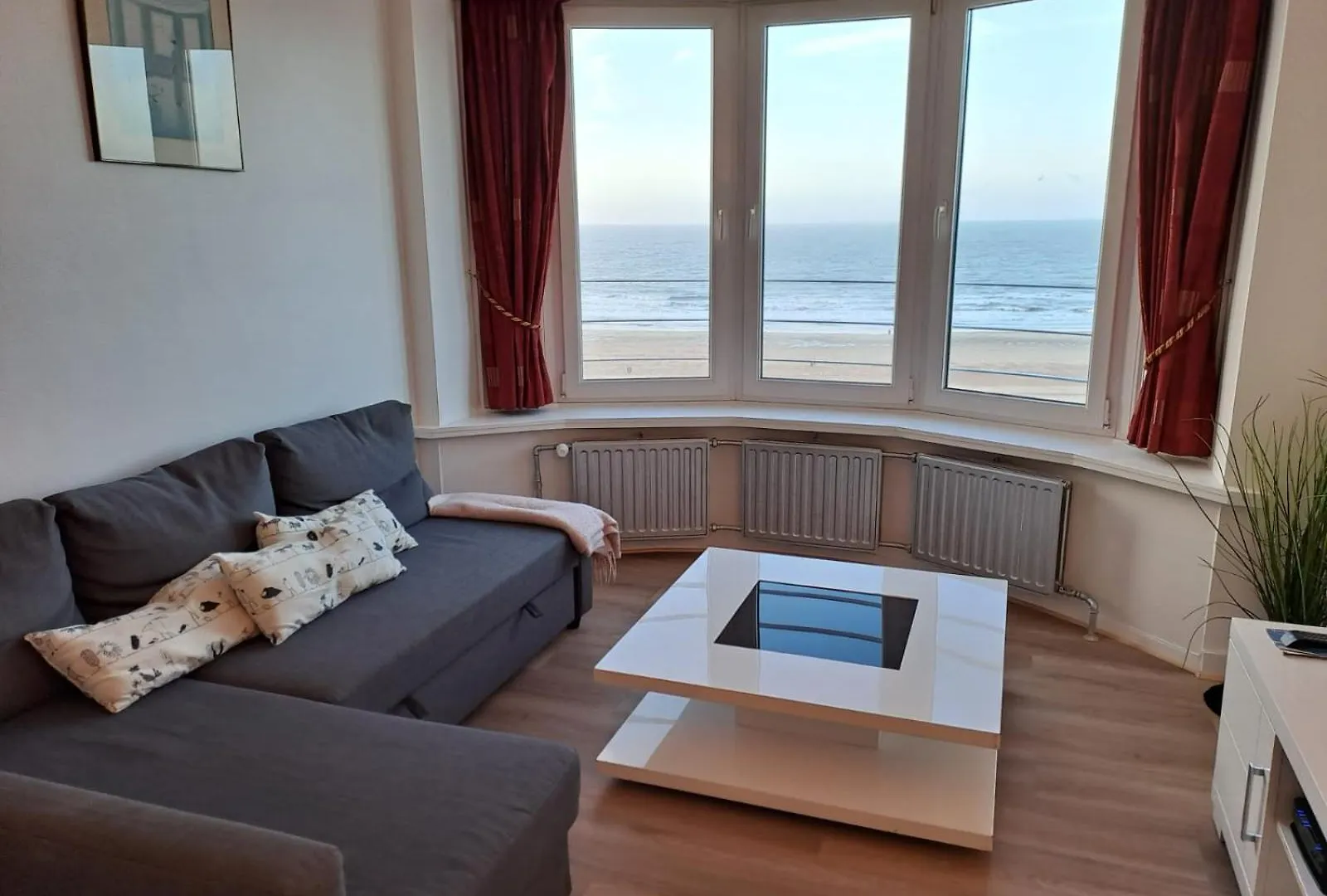 Appartement Met Prachtig Zicht Op Zee Ostend